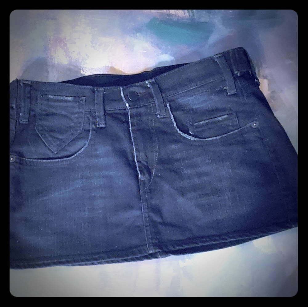 Levi black Jean mini